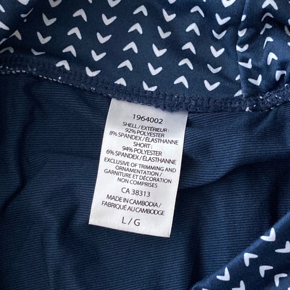 NWT Seg’ments Luxe Skort - L - Picture 10 of 12